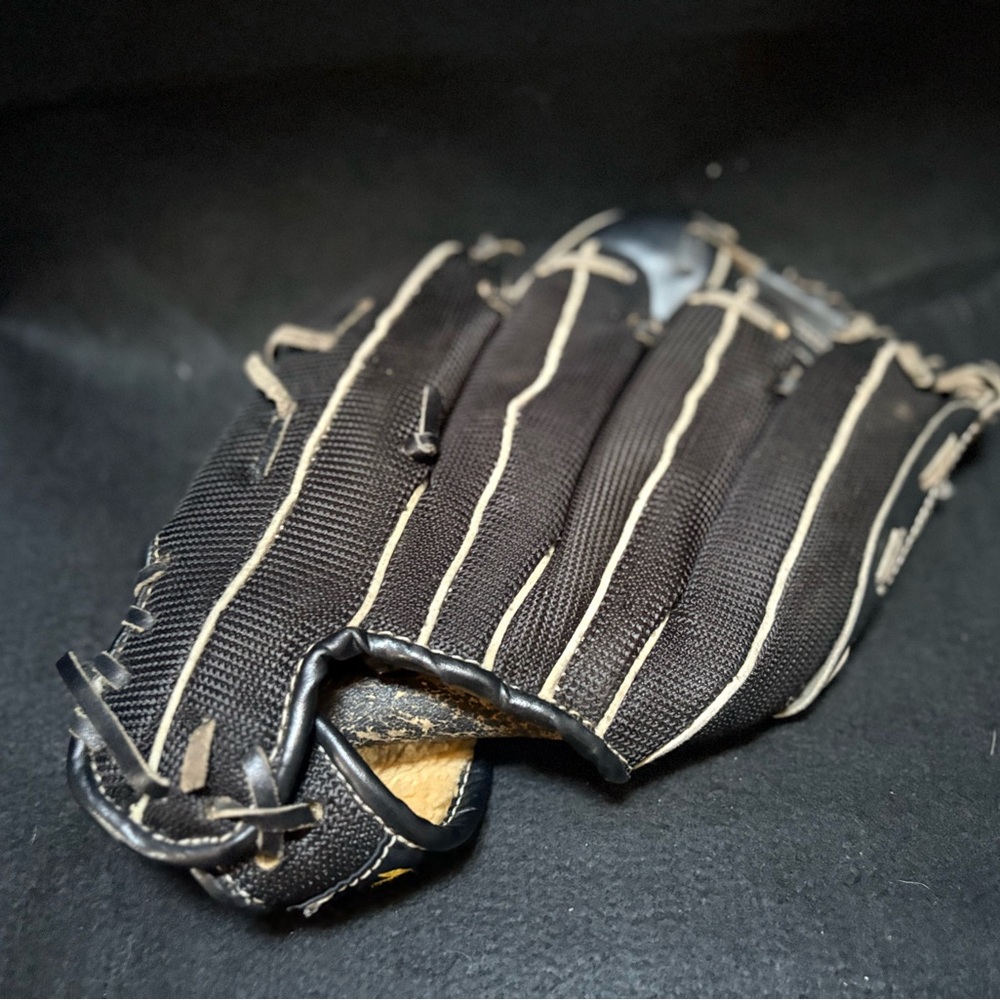 T-Rex | X1200 Leather Palm Baseball Glove 12" Right-Hand Throw Y2K